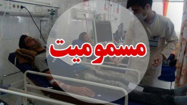 مسمومیت 35 نفر بر اثر استفاده از شیرینی فاسد در سندرک مسمومیت 35 نفر بر اثر استفاده از شیرینی فاسد در سندرک