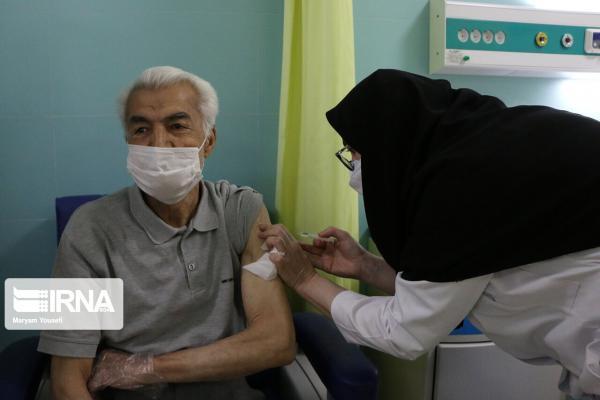 خبرنگاران 930 نفر در گناوه واکسن کرونا دریافت کردند خبرنگاران 930 نفر در گناوه واکسن کرونا دریافت کردند