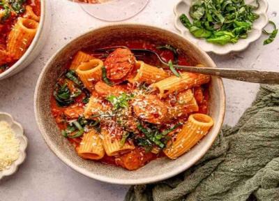 3 مدل طرز تهیه پاستا اسفناج؛ فوری و خوشمزه